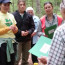 Maine Forest Service forester talking with female forest landowners. Courtesy of Andy Shultz, Maine Forest Service. 
